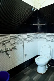 Elegance Homestay - Bathroom