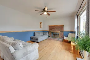 15 Mi to Cochran's Ski Area: Cozy Home w/ Yard! - Intérieur
