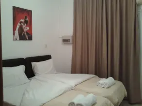 Elenapa Holiday Apartments - Chambre