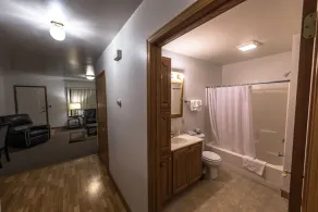 Draft Horse Inn and Suites - Badezimmer
