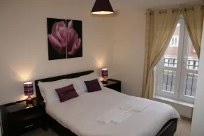 Brunel Crescent - Room