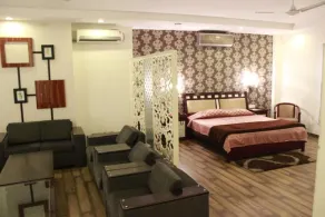 Gian Residency - Room