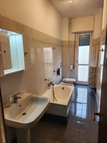 Guesthouse - Metro M1 Sesto Rondò - Badrum