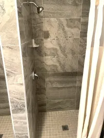 AVAION HOTEL LAX SoFi STADIUM - Baño