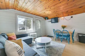 'Tiny House Cottage 5' w/ Crooked Lake Access! - Interiør