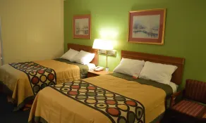 Super 8 by Wyndham Tifton - Chambre