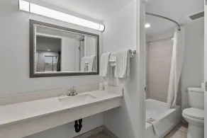 Travel Inn - Bathroom