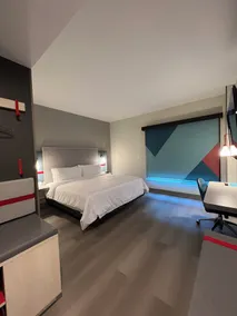 avid hotels - Guadalajara Av Vallarta Pte by IHG - Room