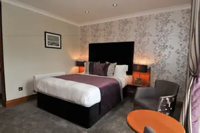 The Hillcrest Hotel - Room