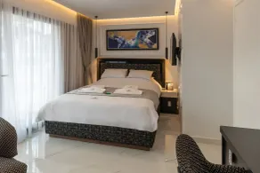 Lazar Lux Suites - Ammoudara - Rom