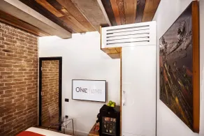One Luxury Suites - Room