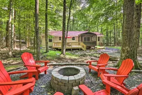 Sunroom, Fire Pit + Sauna: Lake Locust Village Gem - Innenbereich