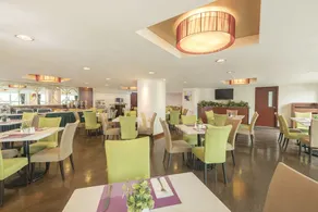 Silka Far East Hotel - Restaurant
