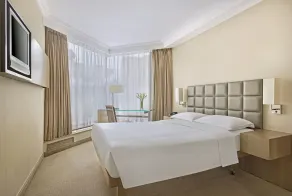 The Kowloon Hotel - Room