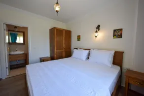 Infinity Lilly Apartments - Zimmer