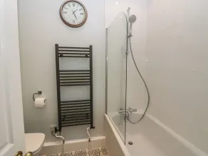 Summerhow Retreat - Bathroom