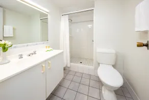 Hides Hotel - Bathroom