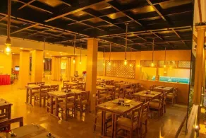 Majheri Resort and Spa - Restaurant