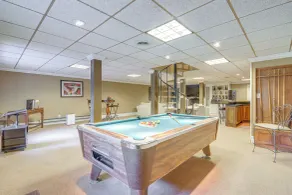 Game Room + Pond: Spacious Gainesville Getaway! - Interior