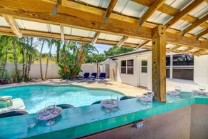 Colorful Vero Beach Vacation Rental With Pool! - Pool