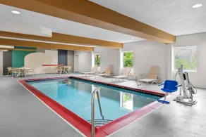 Comfort Inn Ruther Glen near Kings Dominion - Basseng