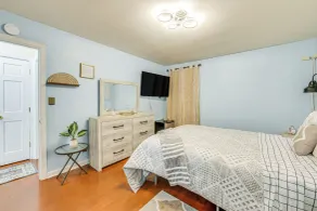 Colonial Heights Home w/ Large Yard & BBQ Grill! - Interior