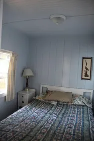 Black Lake Cabins - Room
