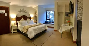 Pelican Lodge Guesthouse - Room