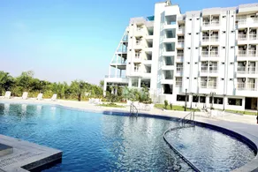 Hotel The City Crown-Bilaspur - Pool