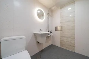 Y Motel - Bagno