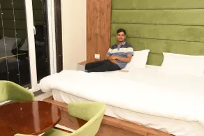 Hotel Govardhan Inn - Habitación
