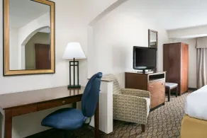 Holiday Inn Express & Suites Clinton by IHG - Chambre