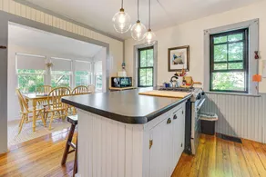 Charming Cottage w/ Patio, Walk to Boothbay Harbor - Interiör