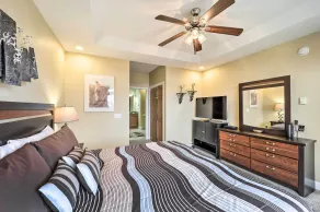 Scenic Views! Ski-In/Ski-Out Condo in Beech Mtn - Innvendig
