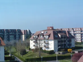 Lagrange Vacances Les Résidences à Villers-sur-Mer - Boendets fasad