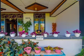 Hotel O Filadelfia Resto & Penginapan Near Benteng Moraya - Recepción