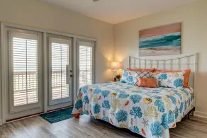 Dauphin Charm - 2237 Bienville - Rom