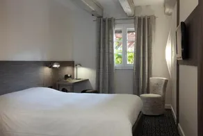 Hotel Restaurant Père Benoît - Zimmer