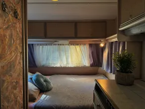 Caravan near the sea 2 - Rum