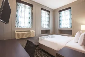 La Quinta by Wyndham Inner Harbor Downtown - Room