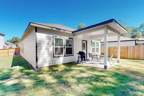 Patio Dining & Yard: Porter Escape, 3 Mi to Golf - Interior