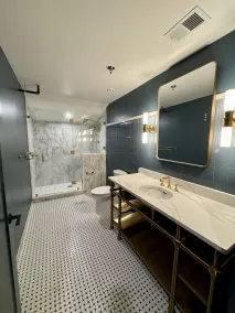 The Laurel Hotel - Badezimmer