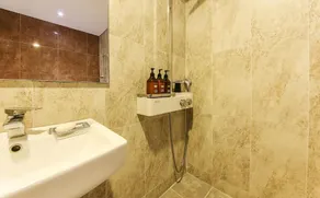 H Moment Hotel in Yangsan - Badeværelse