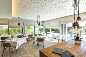 Ambassador Boutique Hotel - Restaurant