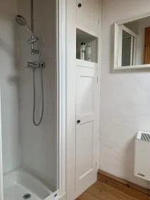 The Back Wing - Pen y Graig Farmhouse, Church Bay, sea views near beach No Pets - Salle de bain