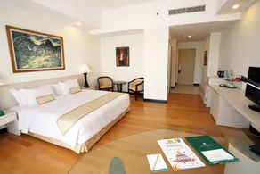 Sintesa Peninsula Hotel Manado - Room