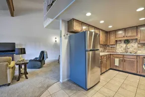 Pagosa Springs Townhome w/ Mountain Views! - Intérieur