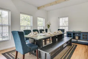 4 Mi to Beach & Dtwn! Charming Fairfield Home - Innenbereich