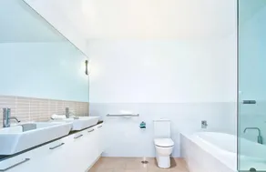Breeze Beachfront Apartment nr 1 - Badrum
