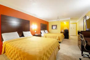 Economy Inn & Suites - Room